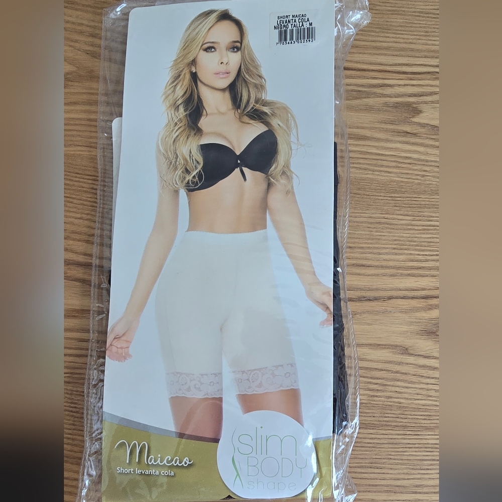 Short Levanta Cola Shapewear Shorts